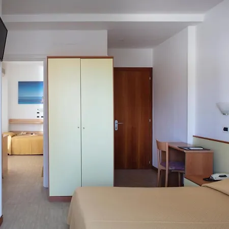 Pelikan Lignano Sabbiadoro