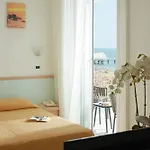 Pelikan 3* Λινιάνο Σαμπιαντόρο