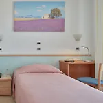 Ξενοδοχείο Pelikan 3*