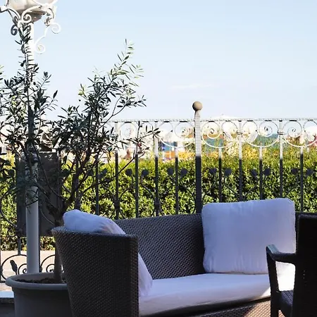 Pelikan 호텔 리그나노 사비아도로